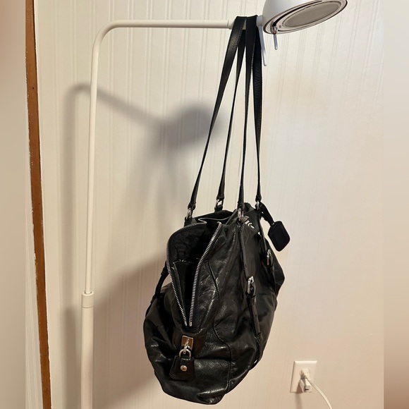 PRADA - Adjustable Leather Handbag - Authentic - Picture 3 of 11